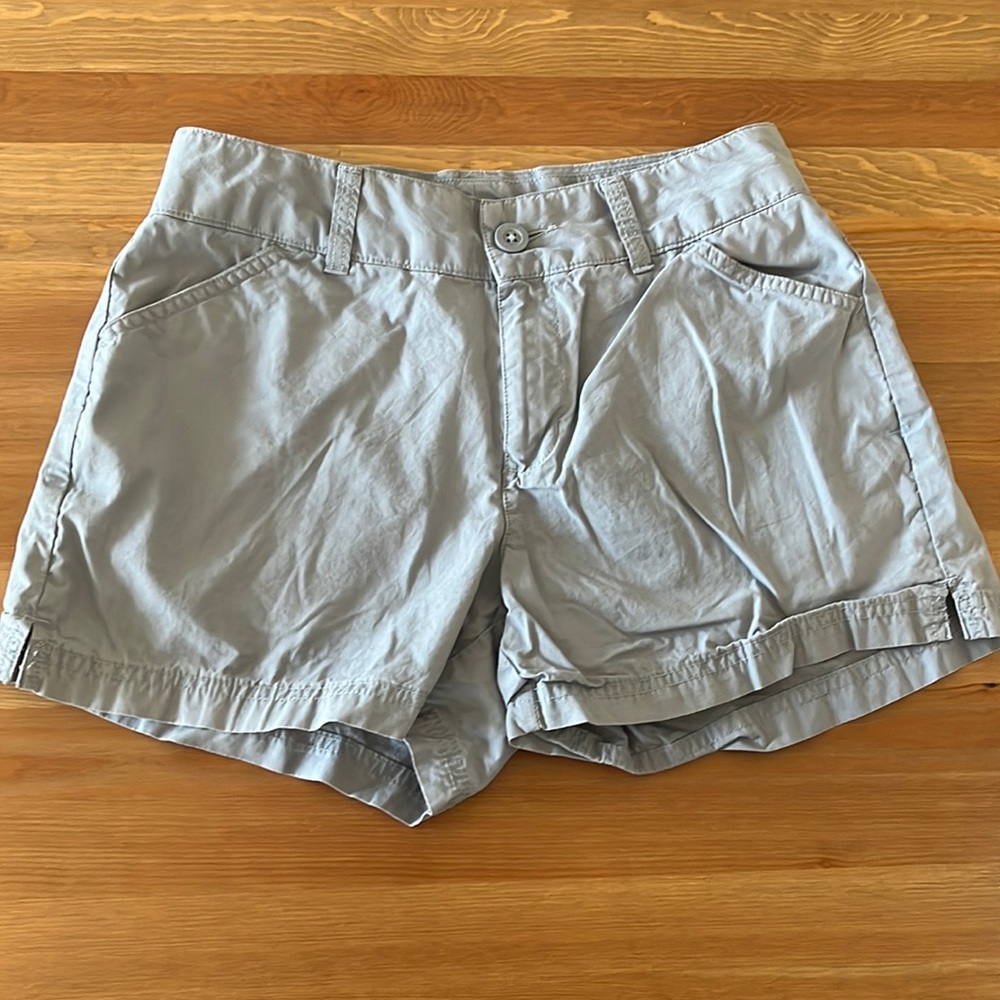 Columbia Blue Gray Shorts